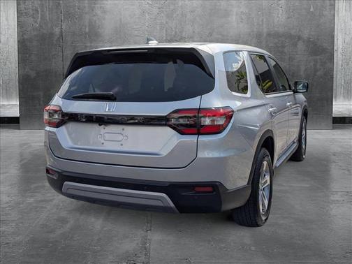 2024 Honda Pilot EX-L 7 Passenger