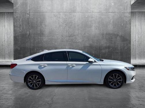 2022 Honda Accord EX-L 1.5T