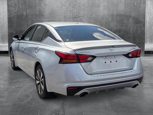 2021 Nissan Altima 2.5 SV