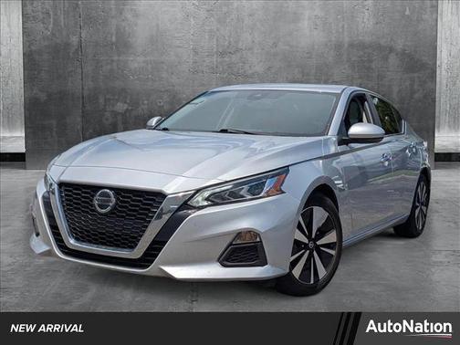 2021 Nissan Altima 2.5 SV