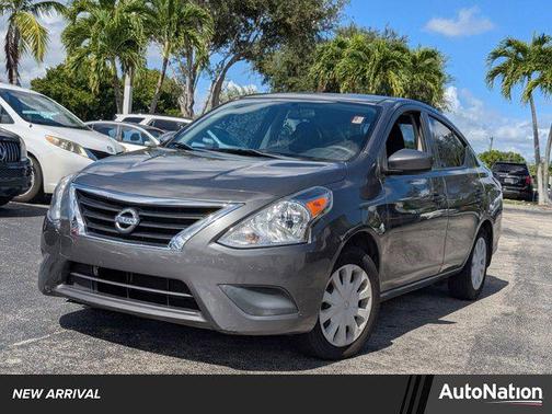 2019 Nissan Versa 1.6 S+