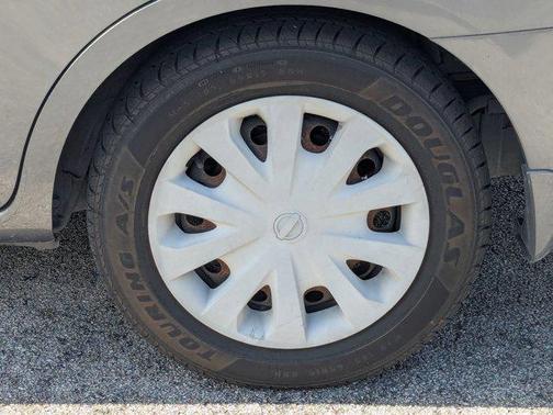 2019 Nissan Versa 1.6 S+