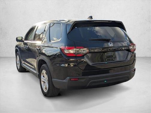 2023 Honda Pilot 2WD LX