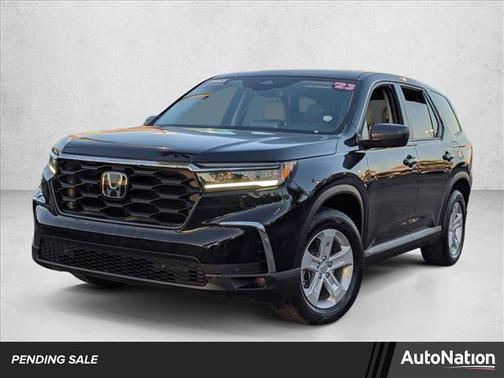 2023 Honda Pilot 2WD LX