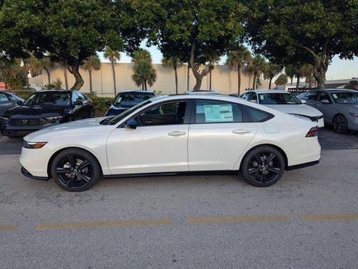 2025 Honda Accord Hybrid Base