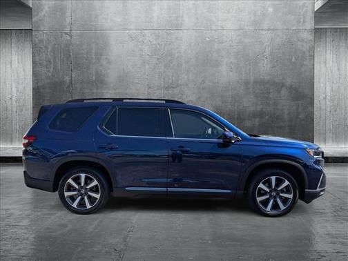 2024 Honda Pilot Touring 8-Passenger