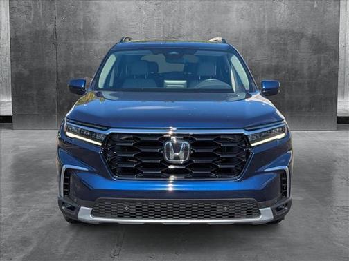 2024 Honda Pilot Touring 8-Passenger