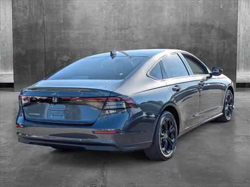 2025 Honda Accord Sport SE 1.5T