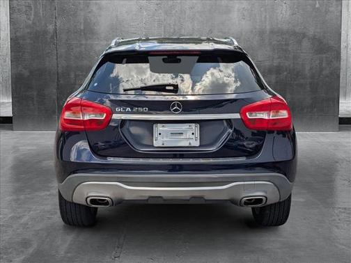 2018 Mercedes-Benz GLA 250 Base