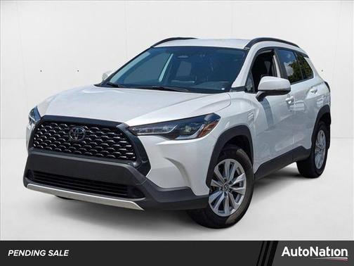 2024 Toyota Corolla Cross LE