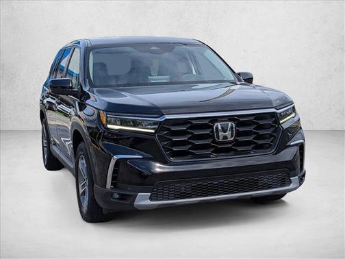 Crystal Black Pearl 2023 Honda Pilot 2WD EX-L 8 Passenger