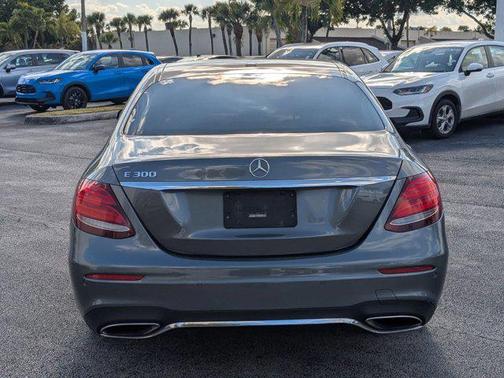 2017 Mercedes-Benz E-Class E 300 Luxury