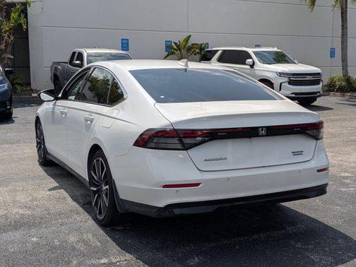 2023 Honda Accord Hybrid Touring