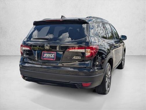 2022 Honda Pilot AWD Sport