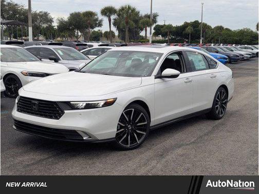 2025 Honda Accord Hybrid Touring