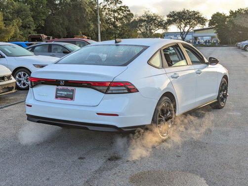 2025 Honda Accord Sport SE 1.5T