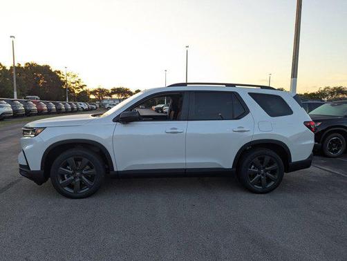 2025 Honda Pilot Sport