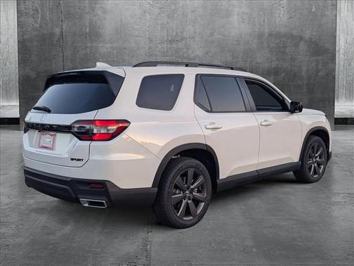 2025 Honda Pilot Sport