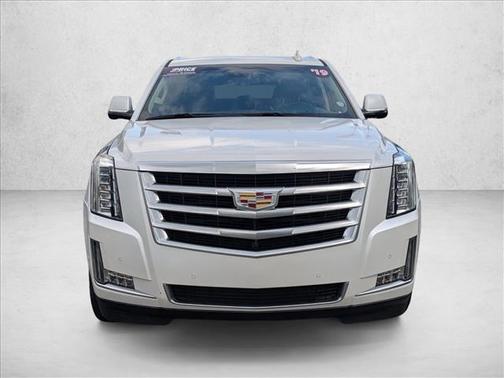 2019 Cadillac Escalade Luxury