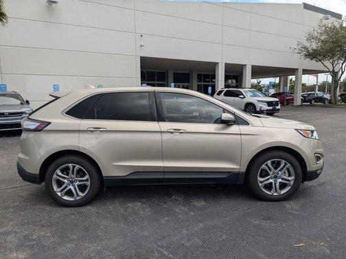2017 Ford Edge Titanium