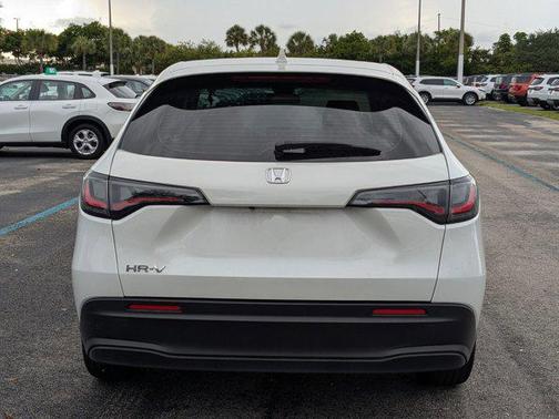 2023 Honda HR-V LX
