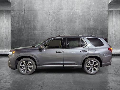2025 Honda Pilot Touring 8-Passenger