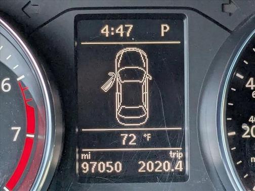 2017 Volkswagen Passat 1.8T R-Line w/Comfort