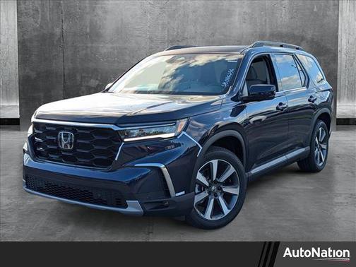 2025 Honda Pilot Touring 8-Passenger