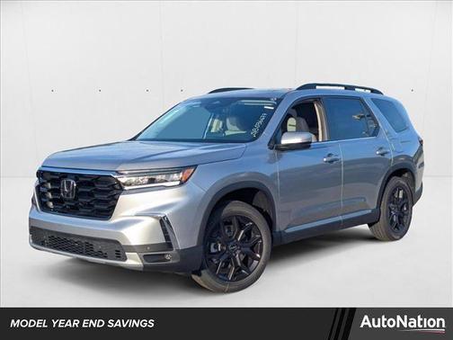 2025 Honda Pilot Touring 8-Passenger