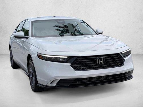 Platinum White Pearl 2023 Honda Accord EX