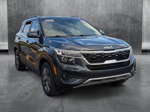 2022 Kia Seltos S