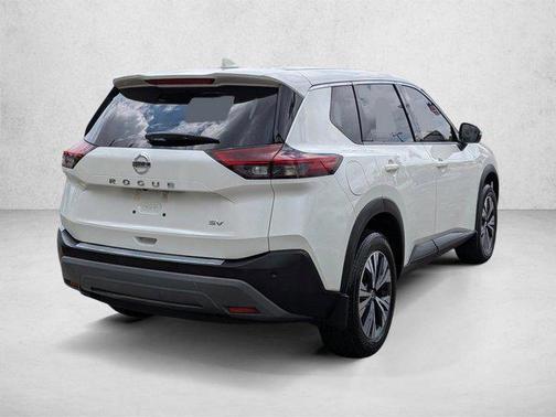 Pearl White Tricoat 2021 Nissan Rogue SV
