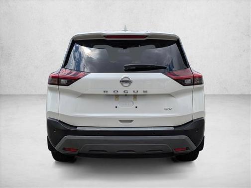 Pearl White Tricoat 2021 Nissan Rogue SV