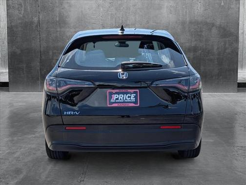 2025 Honda HR-V LX