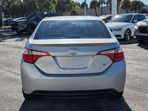 2015 Toyota Corolla S Plus