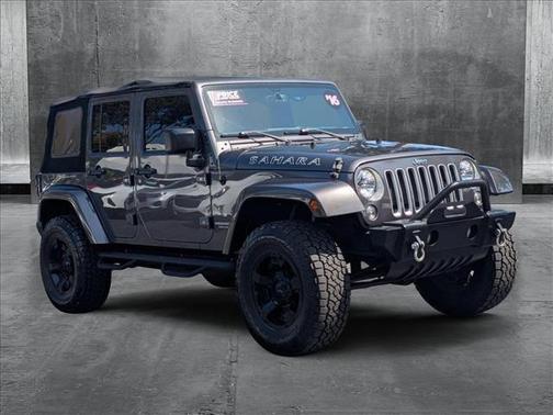 2016 Jeep Wrangler Unlimited Sahara