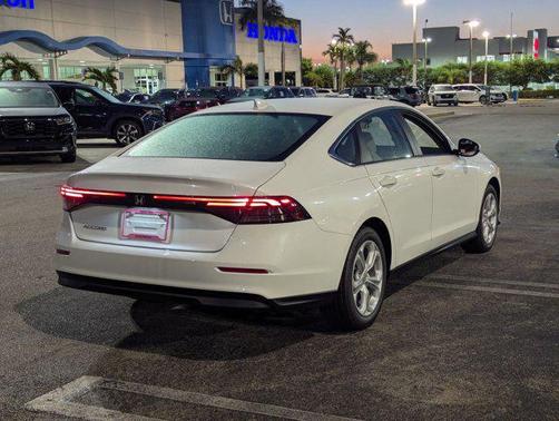 2025 Honda Accord LX 1.5T