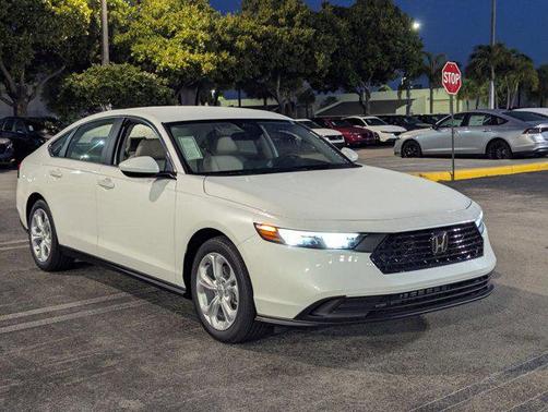 2025 Honda Accord LX 1.5T