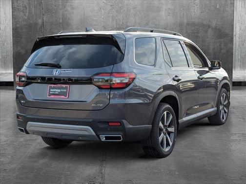2025 Honda Pilot Elite