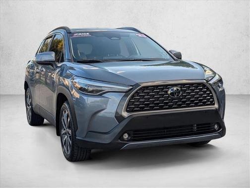 2023 Toyota Corolla Cross XLE