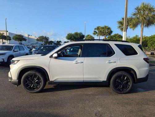 2025 Honda Pilot Touring 8-Passenger