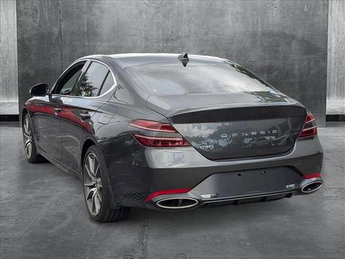 2025 Genesis G70 2.5T RWD