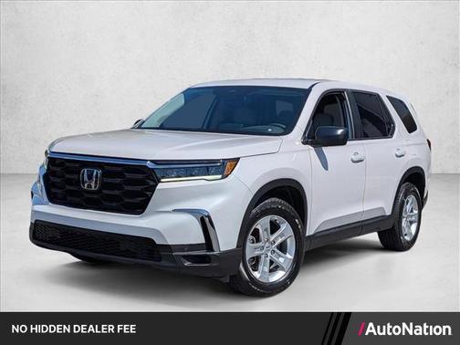 Crystal Black Pearl 2023 Honda Pilot AWD LX