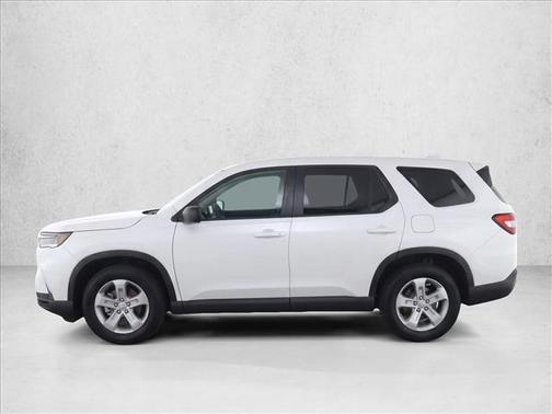 Crystal Black Pearl 2023 Honda Pilot AWD LX