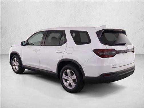 Crystal Black Pearl 2023 Honda Pilot AWD LX