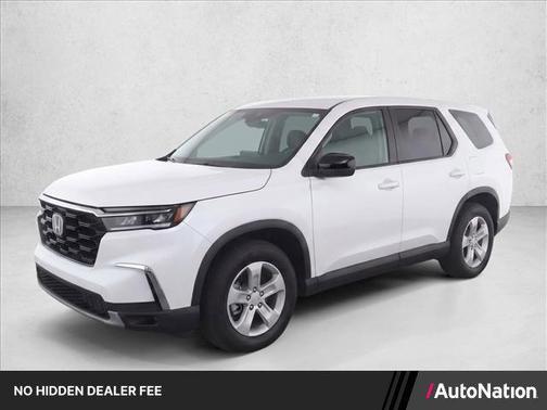 Crystal Black Pearl 2023 Honda Pilot AWD LX