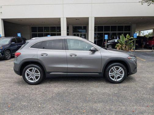 2021 Mercedes-Benz GLA 250 Base 4MATIC
