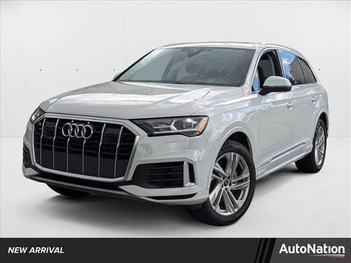 2023 Audi Q7 55 Premium Plus