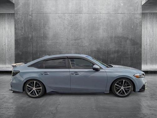2022 Honda Civic Touring