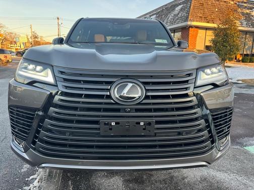 2024 Lexus LX 600 